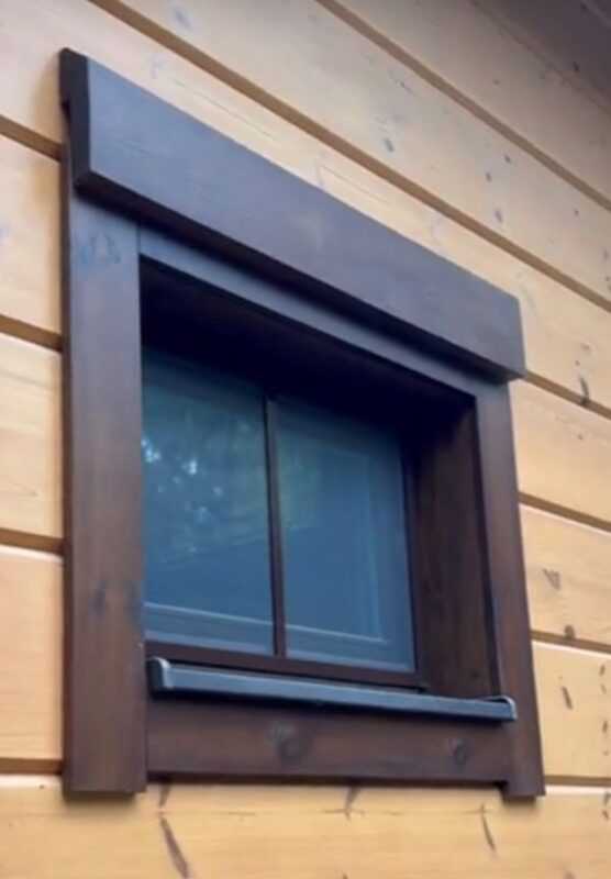 Деревянное окно для бани 675х890 откидное