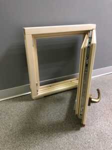 Окна из липы 500х700